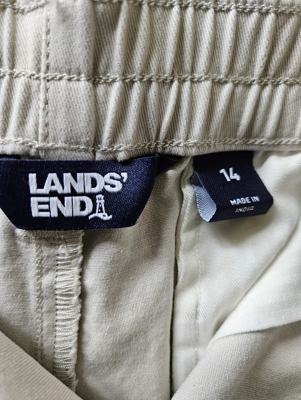 Land's End Classic 7" Chino Shorts Size 14 Khaki Stretch - Picture 9 of 11